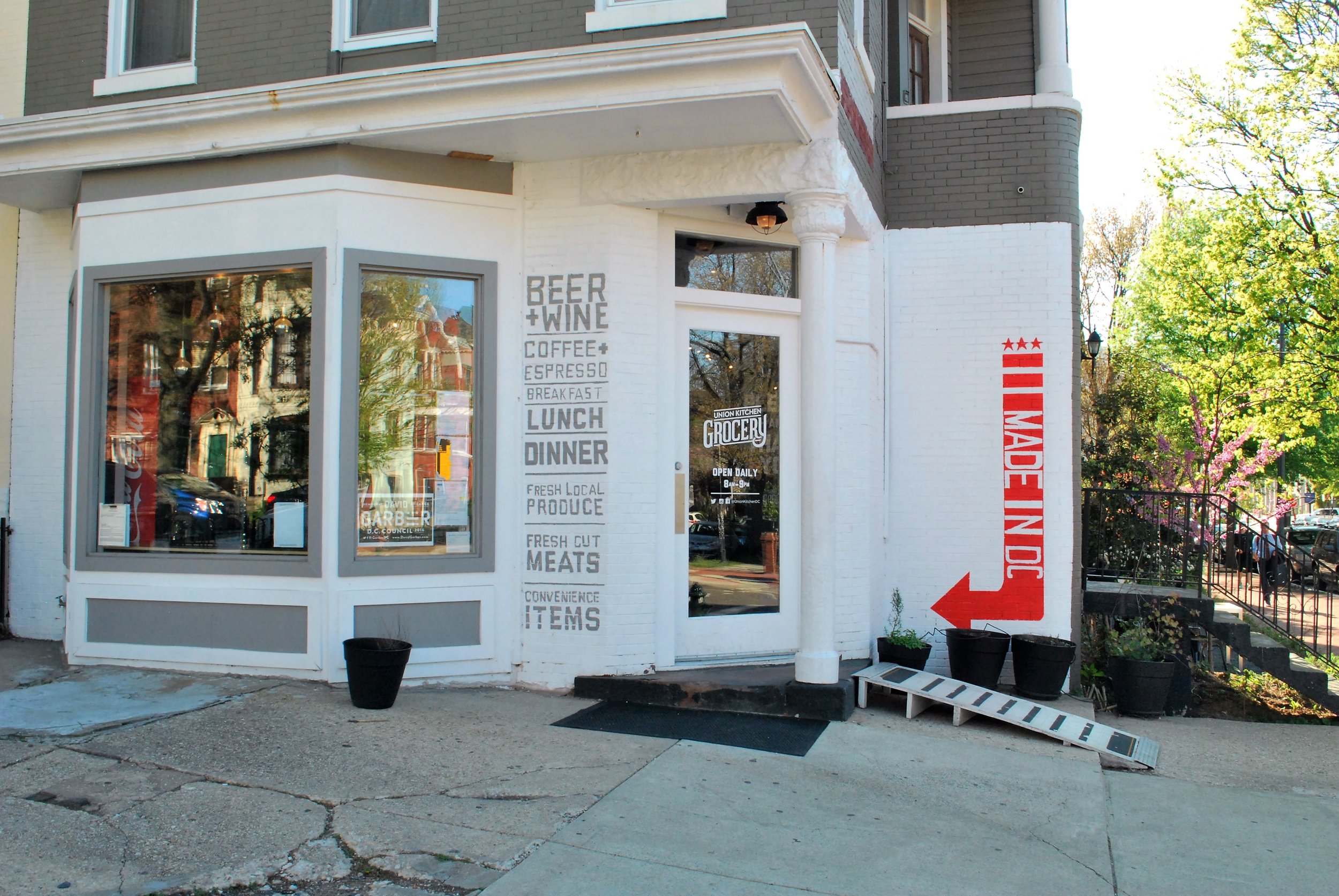 13+ Union Kitchen Towne Lake Pics