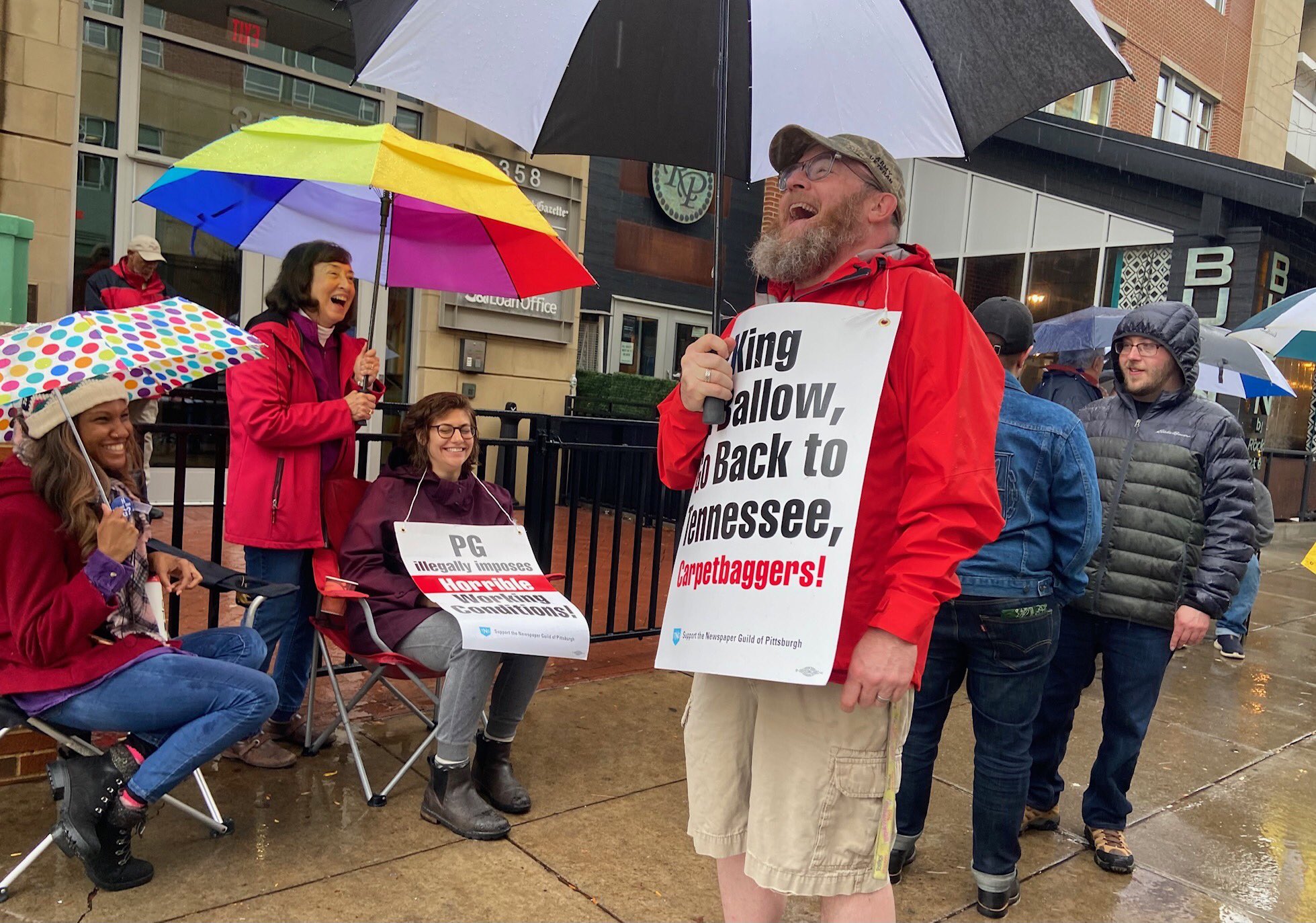 The strike daily Nov. 11 Picketing in the cold November rain