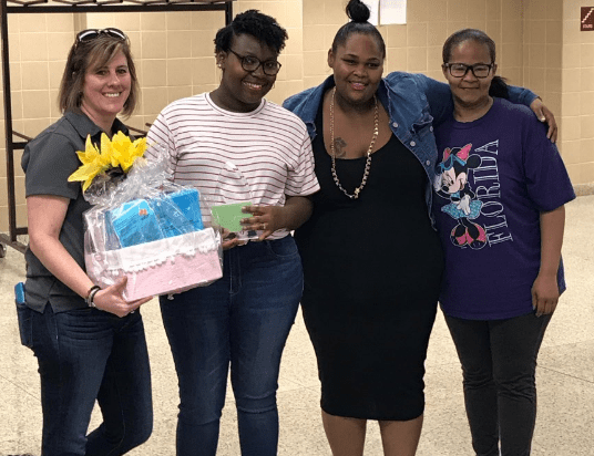 Working, single mom honored with Harrison Award The Unionville Times