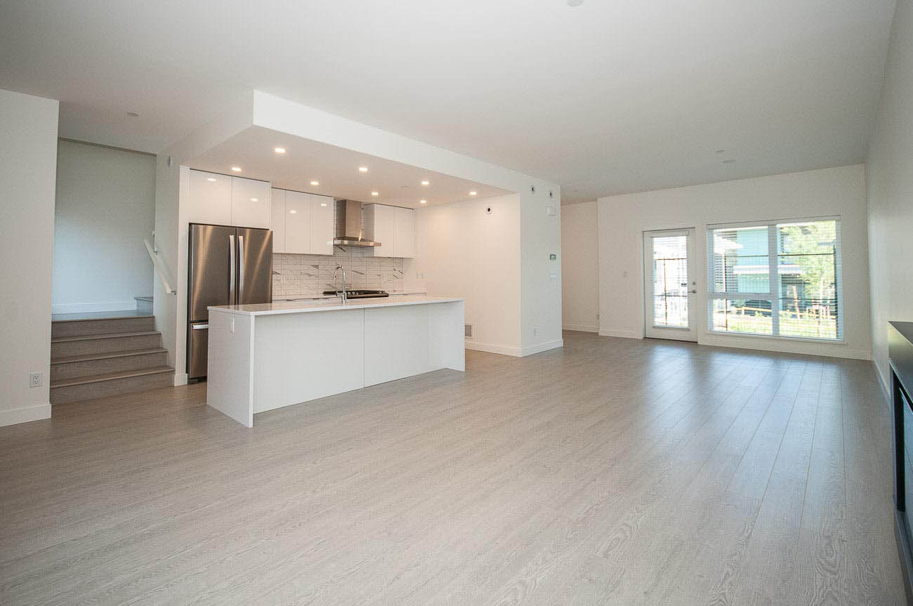 3 Bedroom Townhouse for Rent in Seymour Village North Vancouver