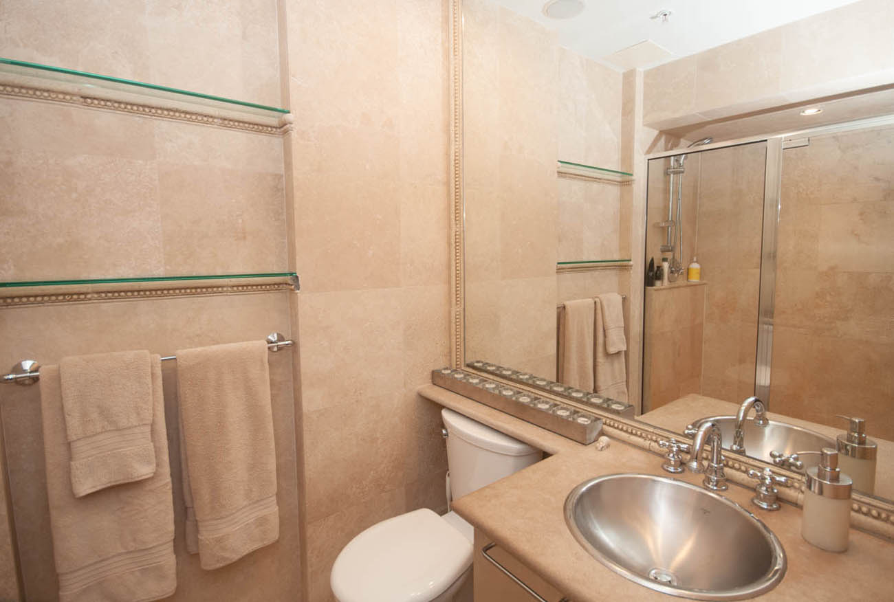 Unique 2 bed condo in Yaletown Vancouver