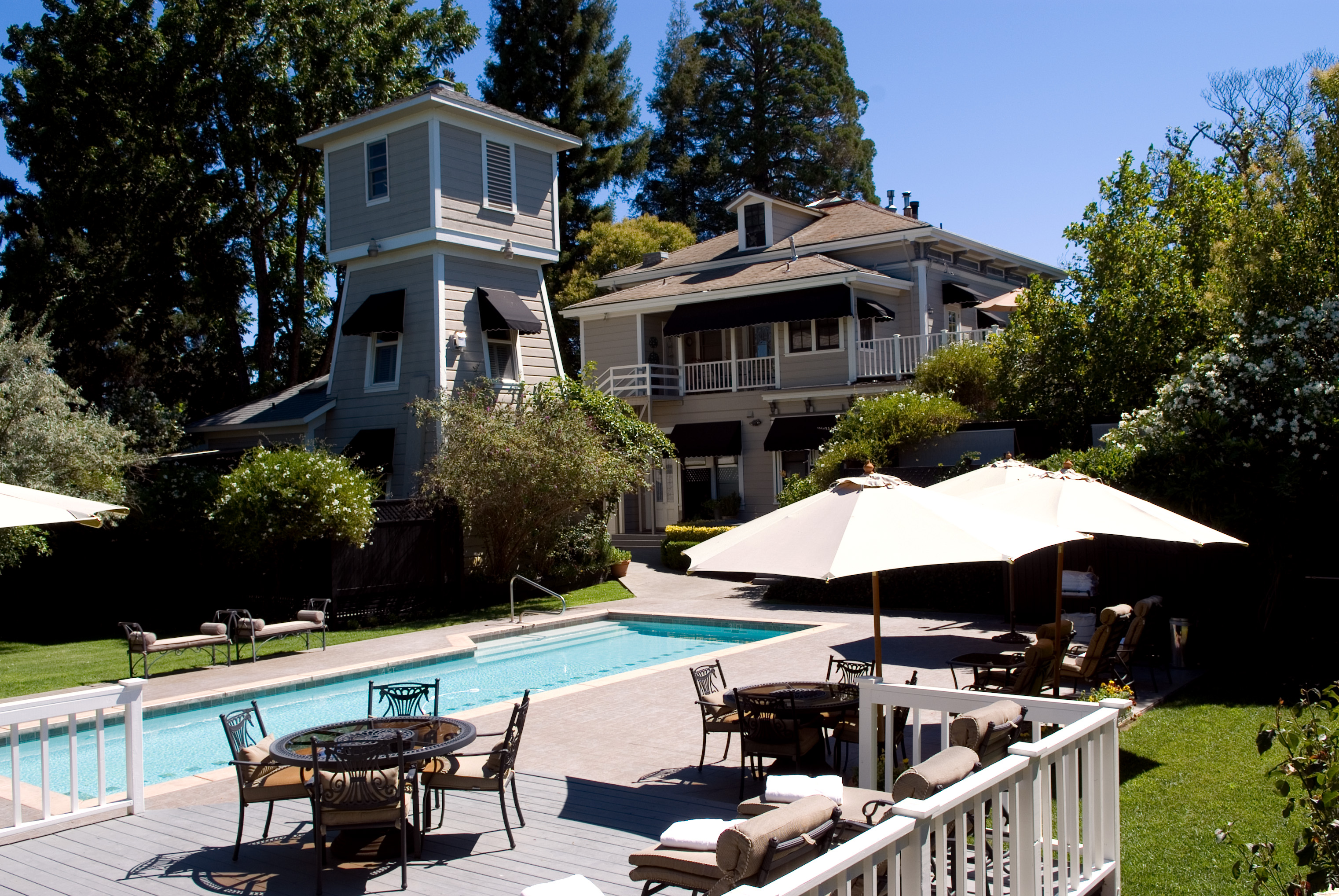 Honor Mansion Healdsburg, California Bed and Breakfast Unique Inns