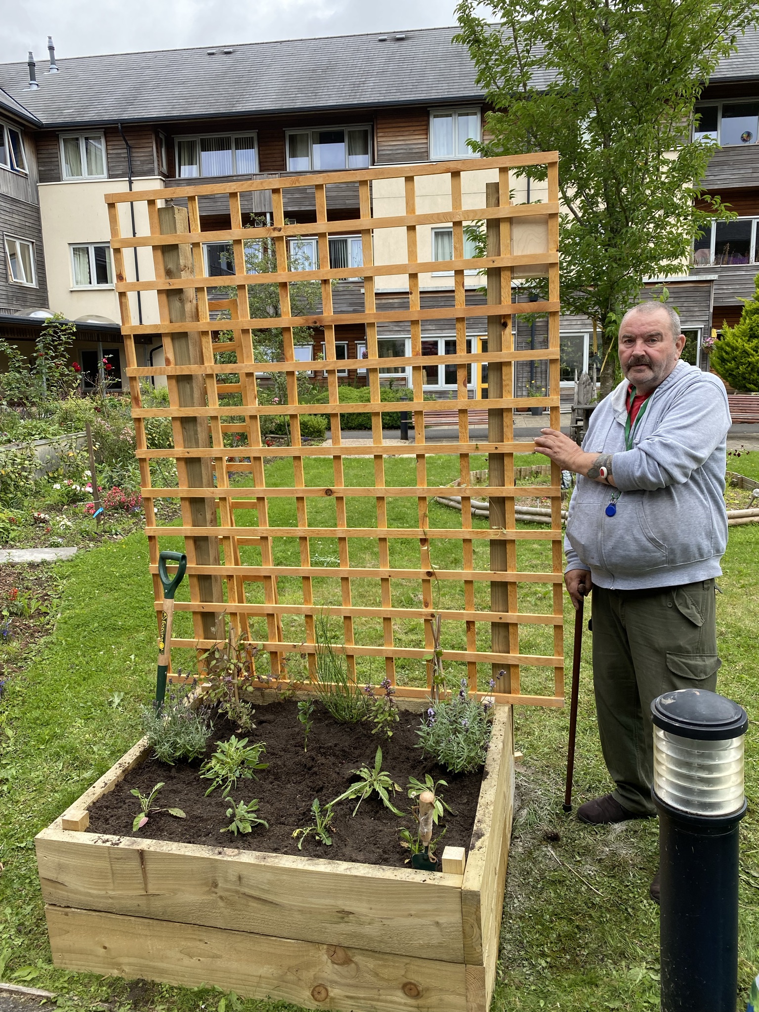 United Welsh gardens set to give nature a helping hand Harmoni Homes