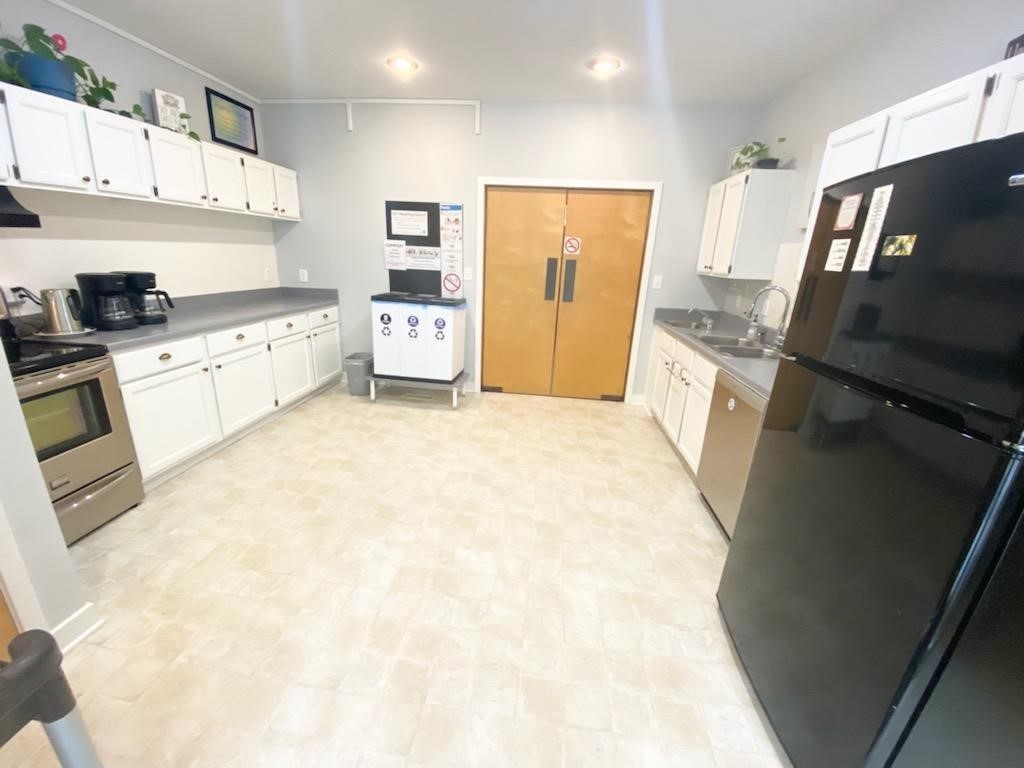 Unity Center of Peace Kitchen Photos