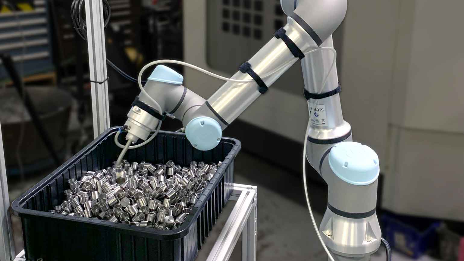 Universal Robots Launches ActiNav Autonomous Bin Picking