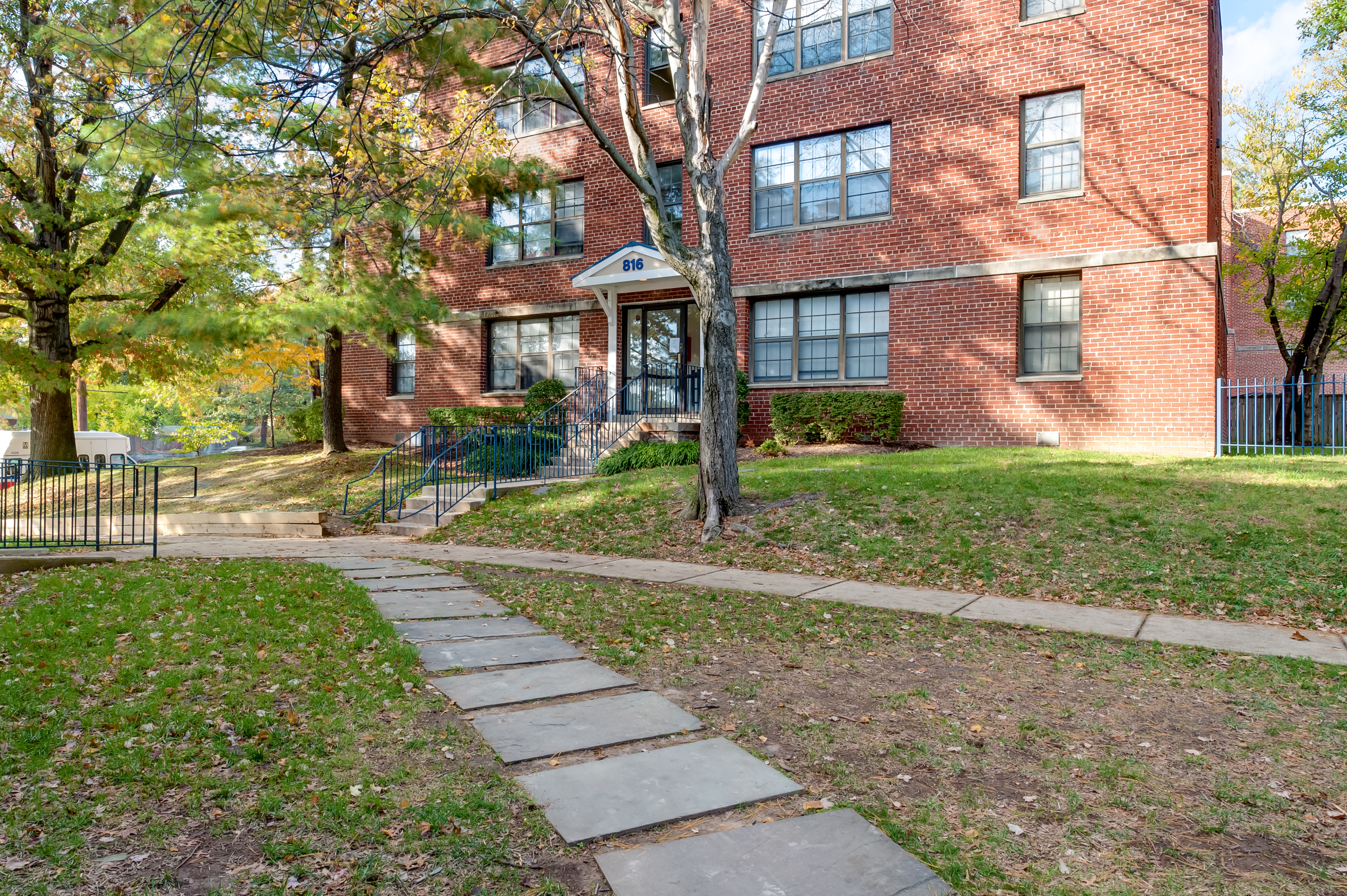Photo Gallery University Manor Apartments