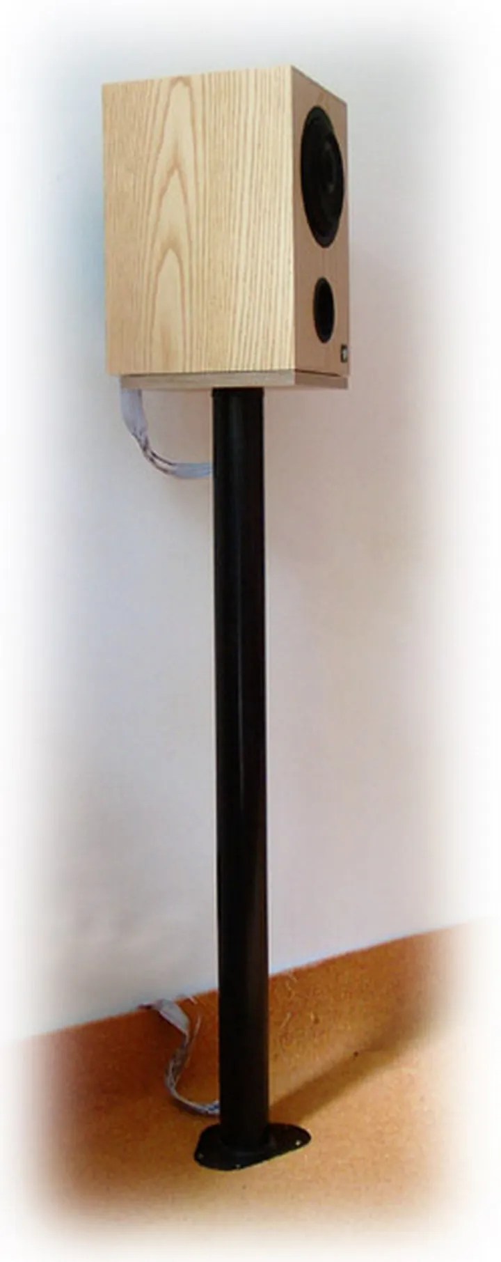 10 Best DIY Speaker Stand Designs for Enhanced Sound