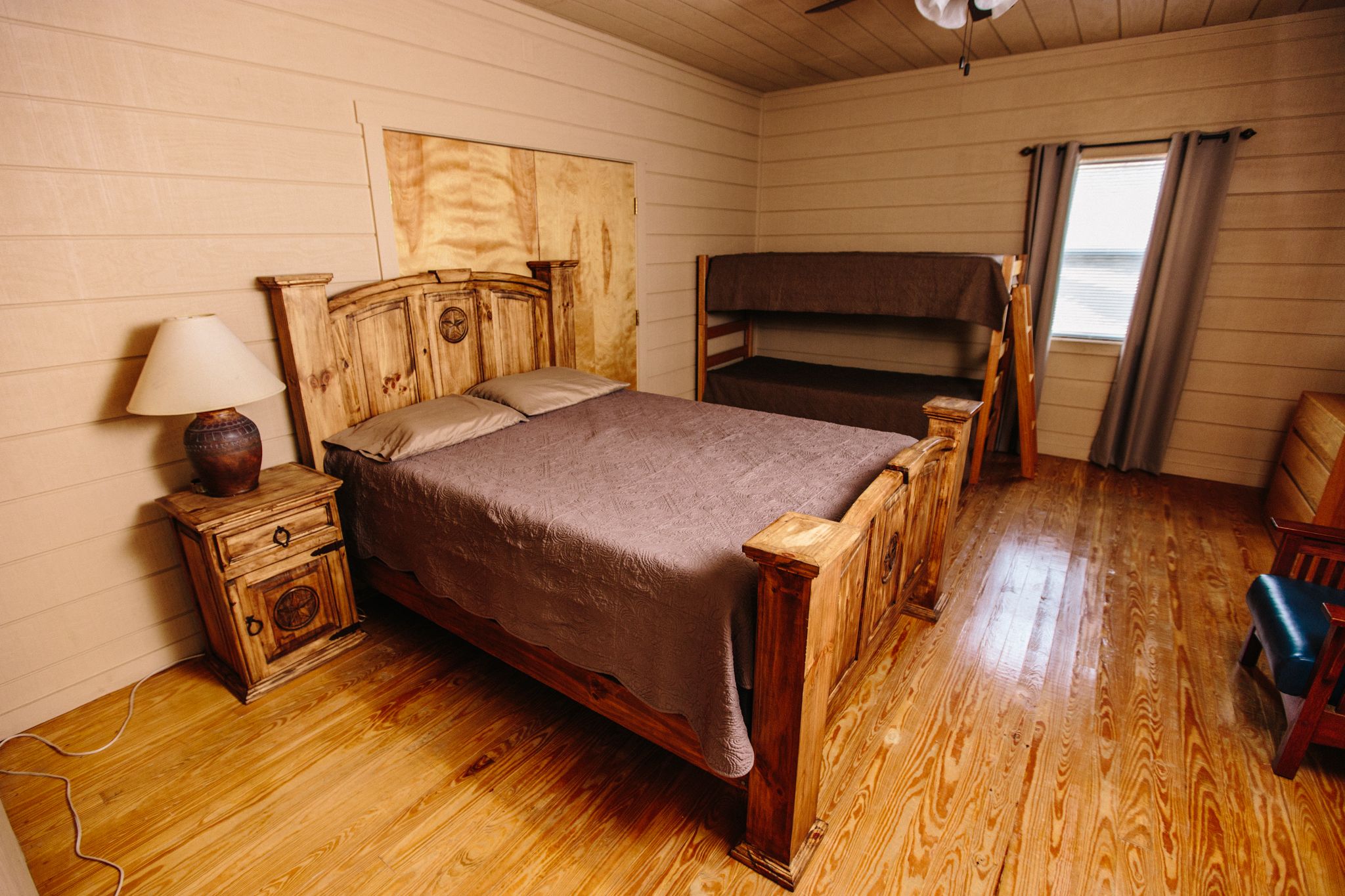 browning bedroom Uno Mas Ranch
