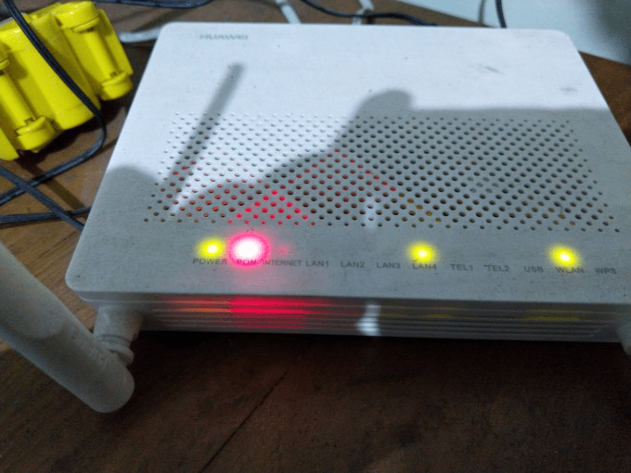 6 Cara Mengatasi PON Merah / Berkedip Pada Modem IndiHome