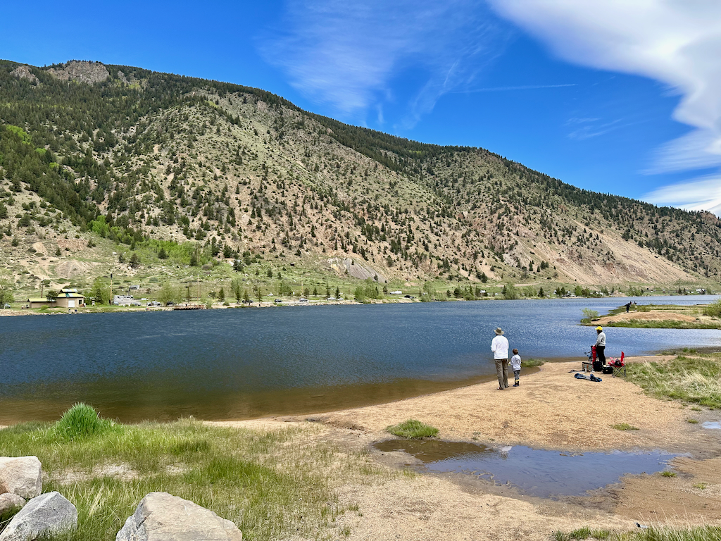 Lake, Colorado Guide Wildlife Spotting, Fishing, & Hiking
