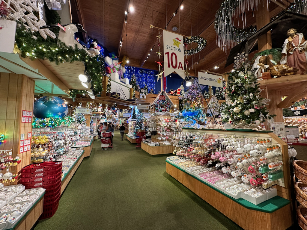 Frankenmuth, Michigan Tourist Trap or Worth the Visit? UponArriving