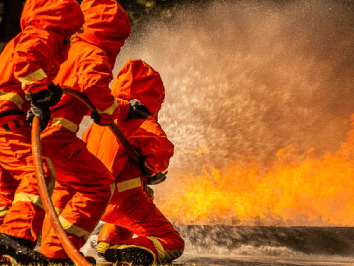 How To Choose The Best Protective Clothing Supplier Upsafer