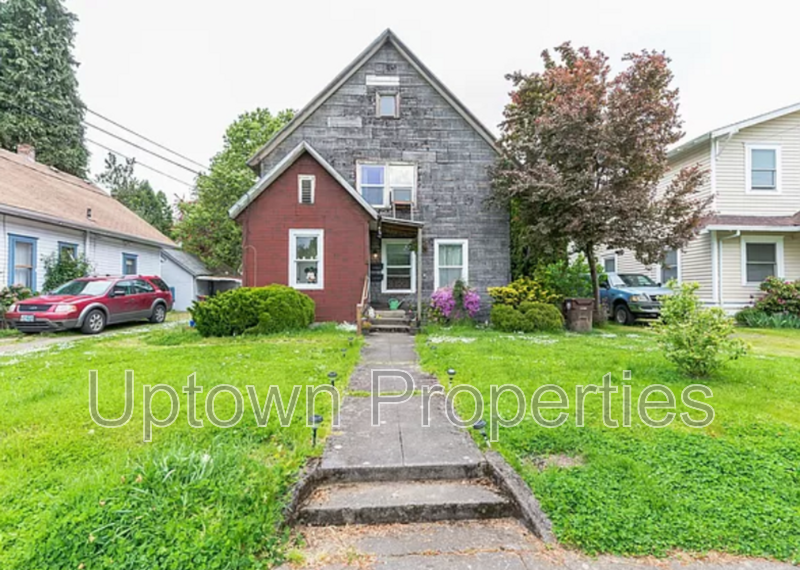 135 NE Jackson St Unit B Hillsboro, OR 97124 Uptown Properties