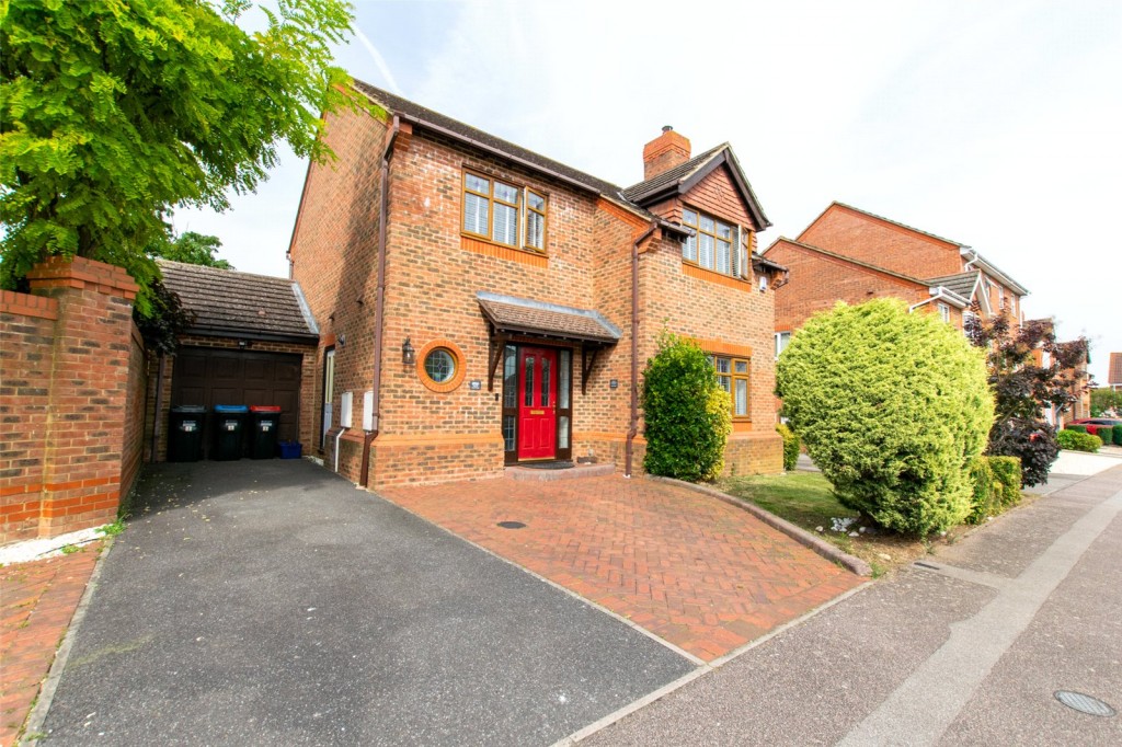Bletchley, Buckinghamshire, 4 bedroom, Detached House