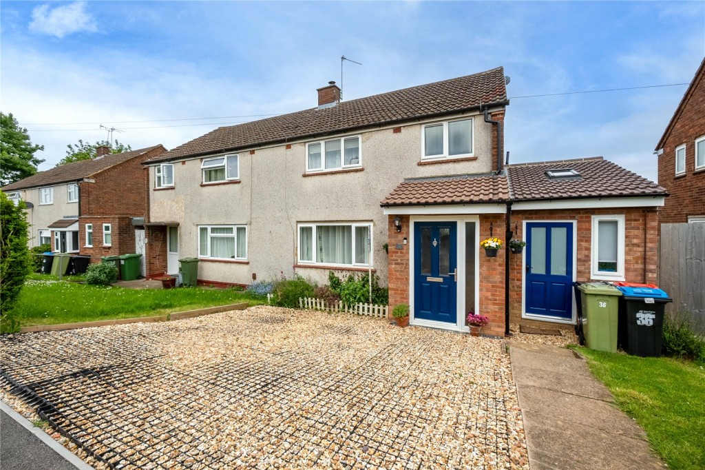 Bletchley, Milton Keynes, Buckinghamshire, 4 bedroom, Semi Detached House