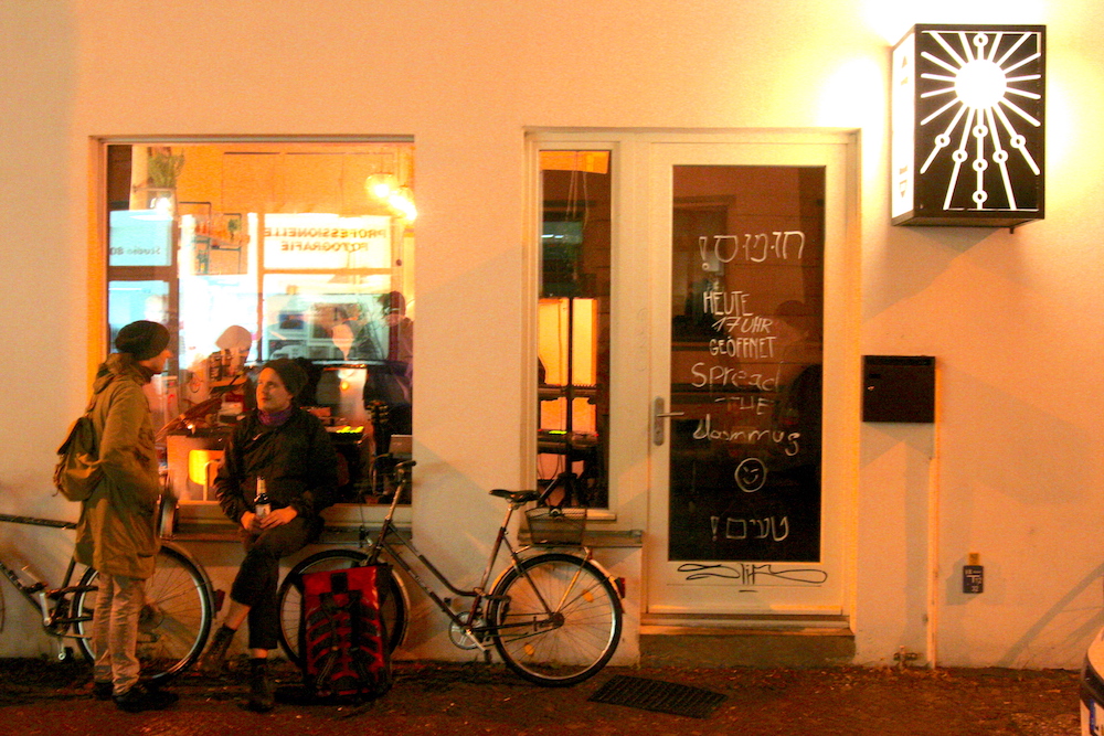 Akko Bar, Leipzig