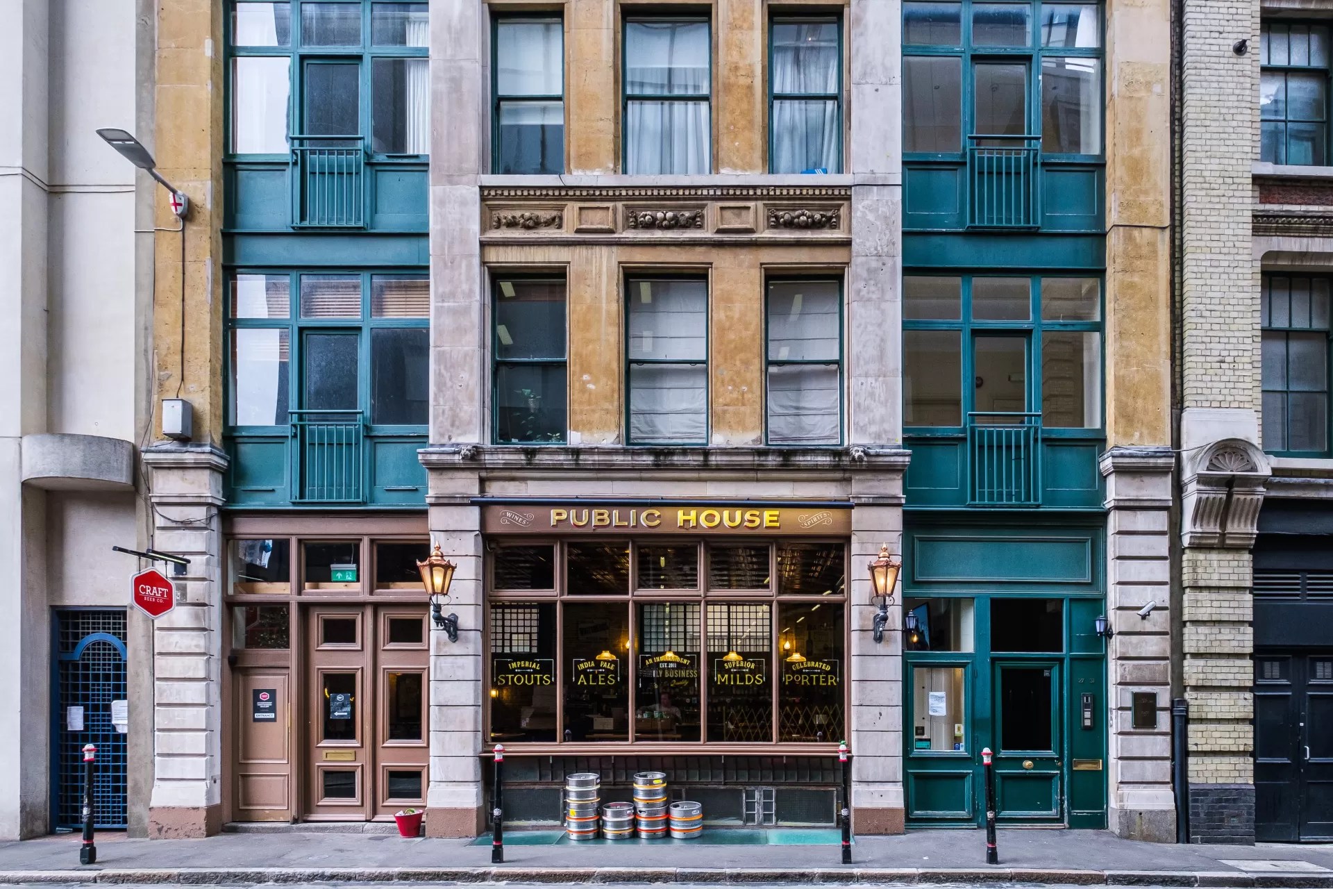 2 Bedroom Apartment for sale on Mitre Street, Aldgate, EC3A Property