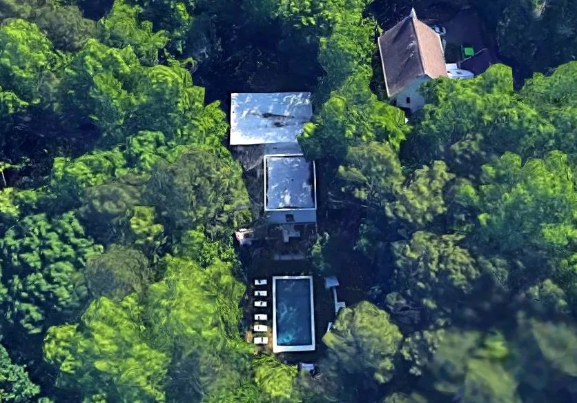 Kenya Moore House Tour