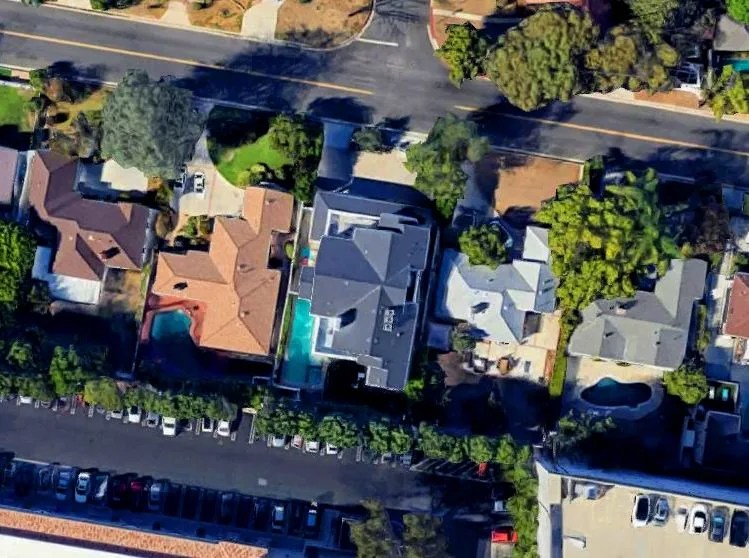 Colleen Ballinger House The Creative LA Pad Urban Splatter