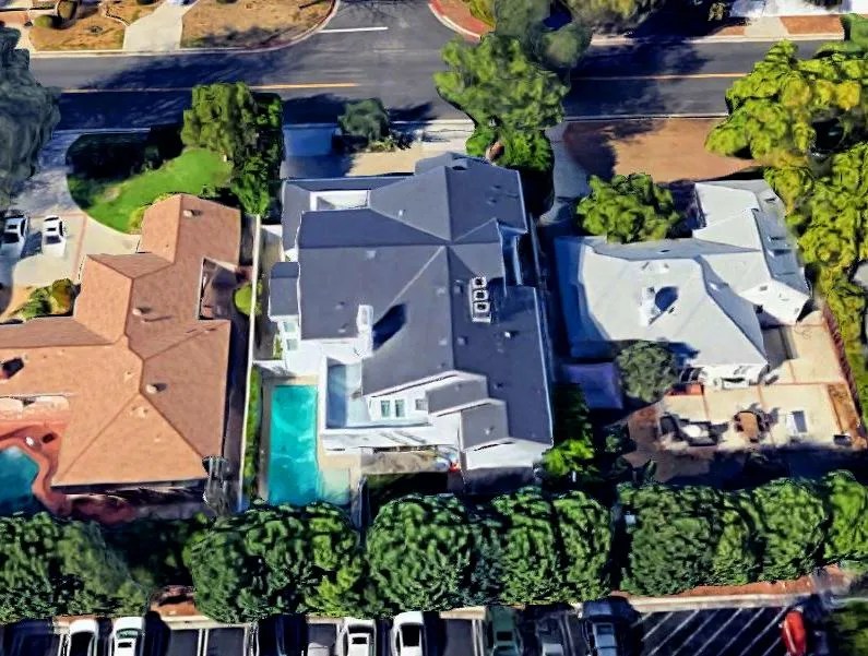 Colleen Ballinger House The Creative LA Pad Urban Splatter