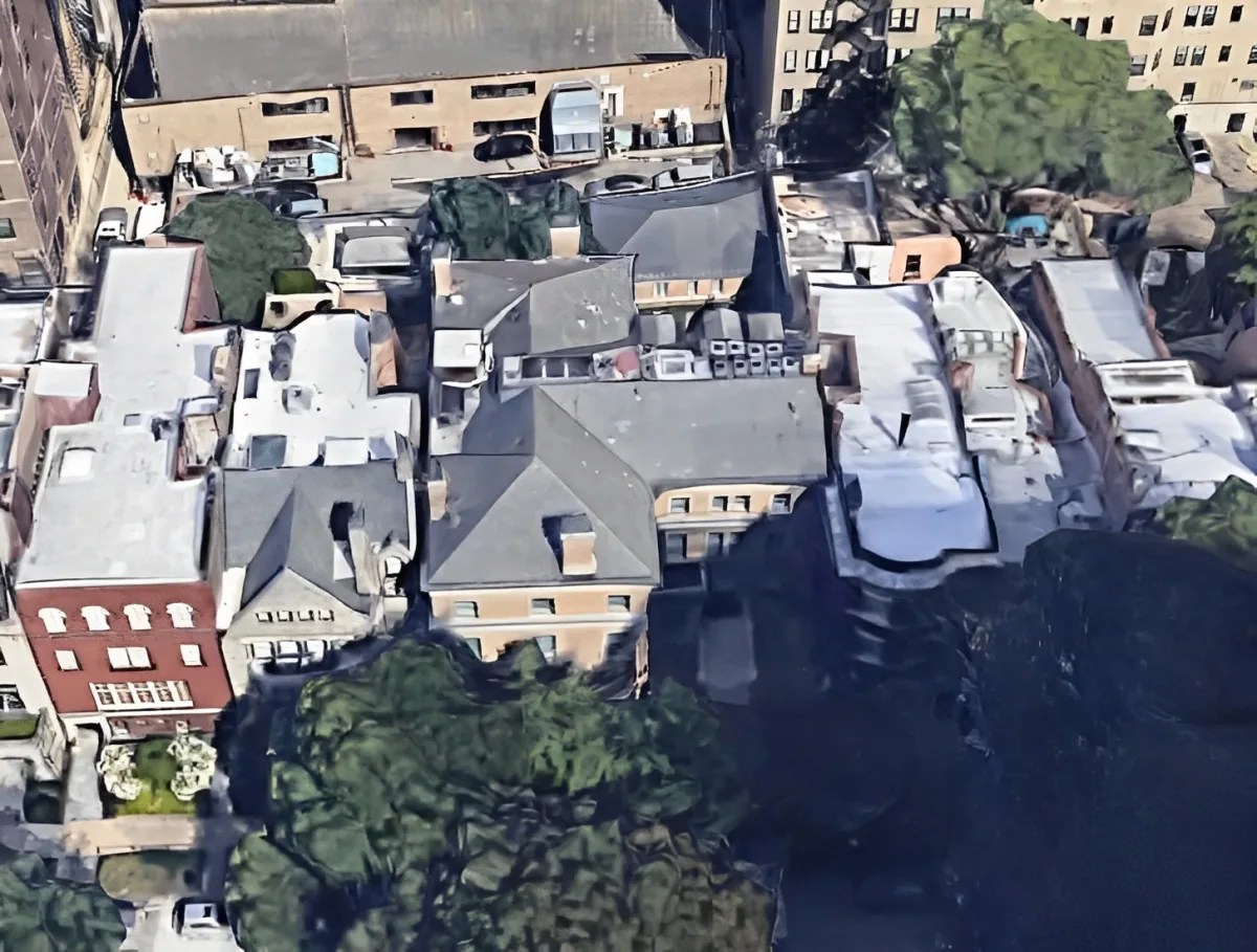 J B Pritzker House The Chicago Mansion Urban Splatter(04)