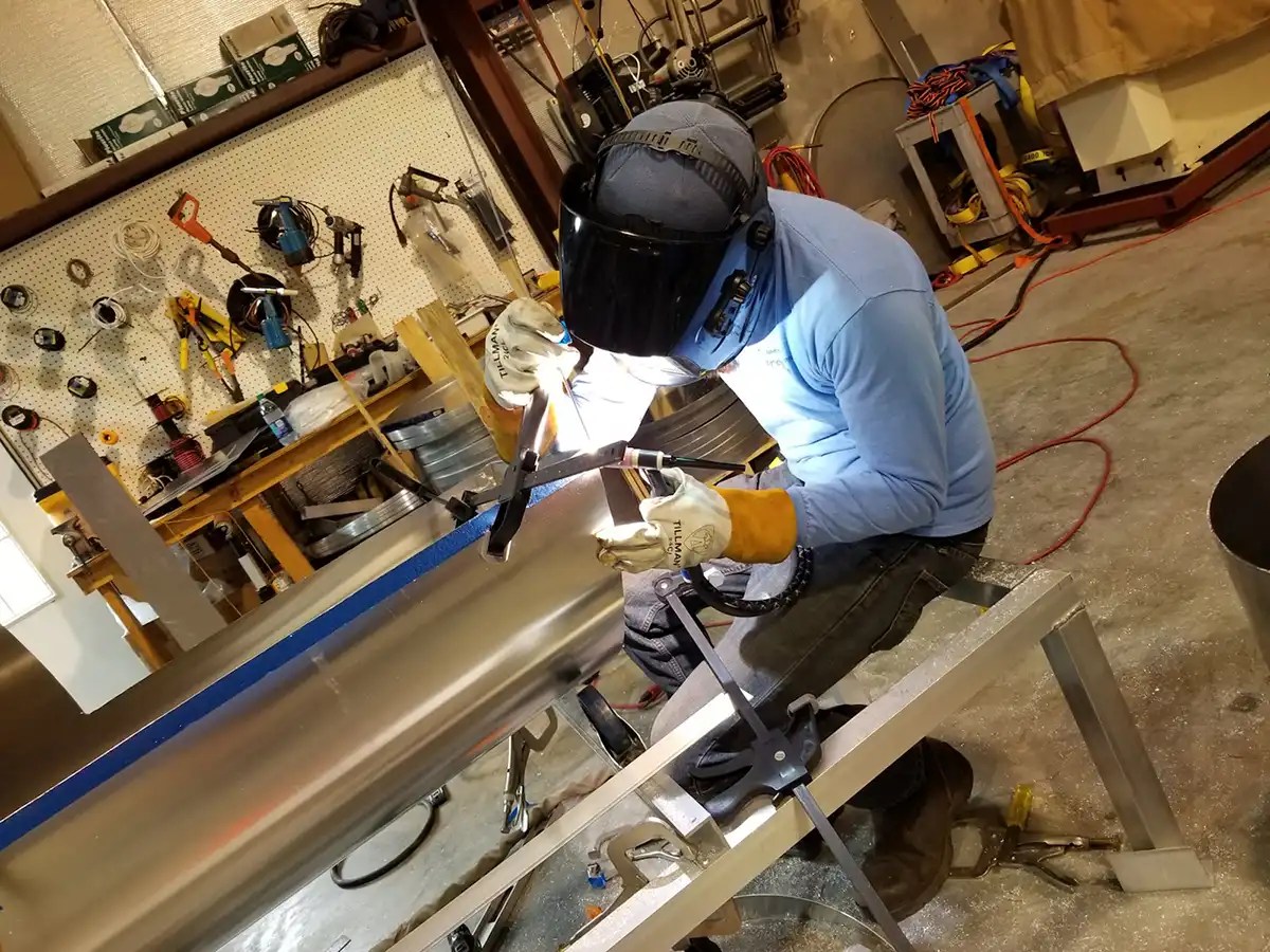 Repair Welding Services | American Pontoon Company USA