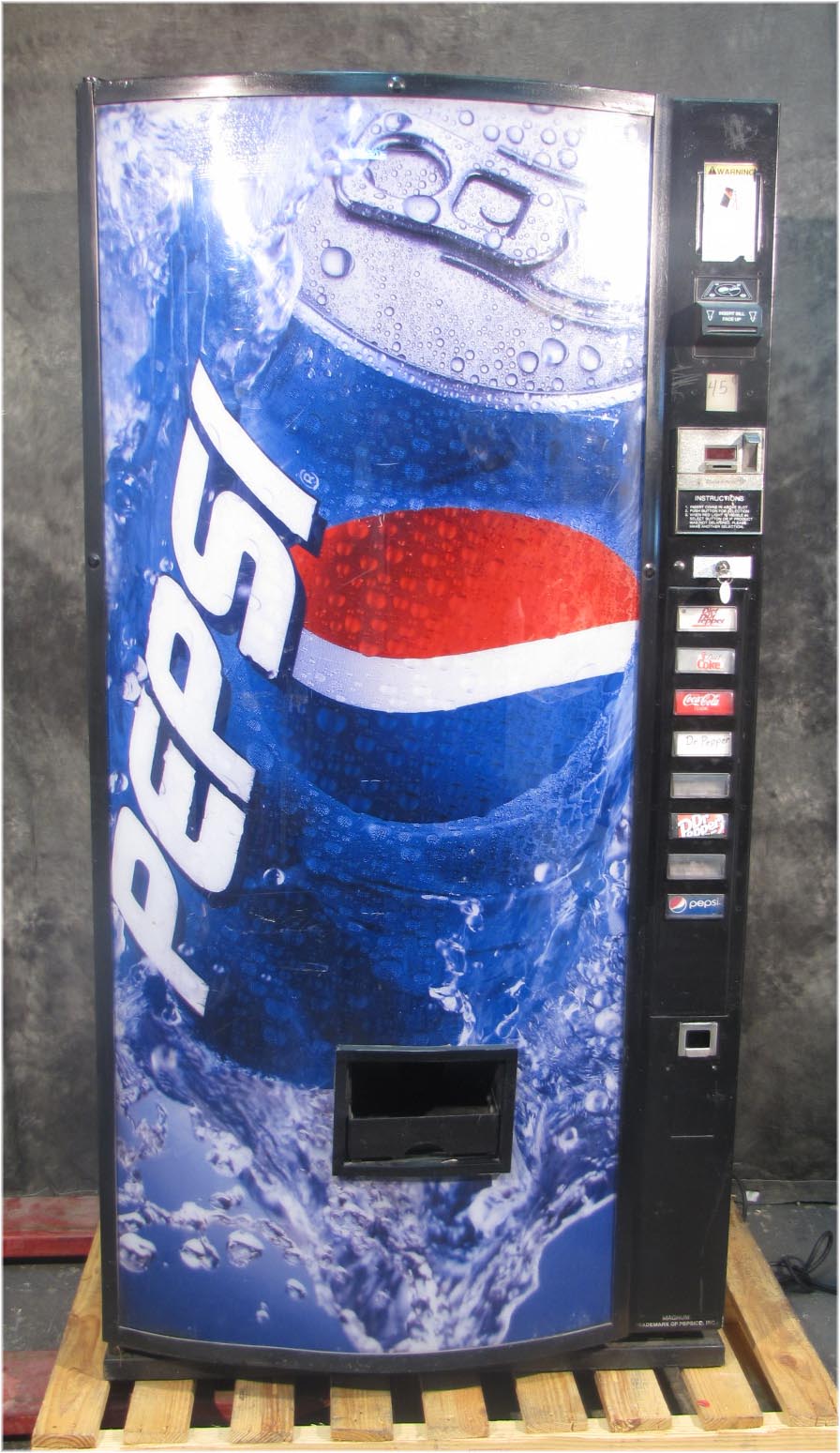 Dixie Narco 368/501 Single Price 8Selection Soda Can Bottle Vending