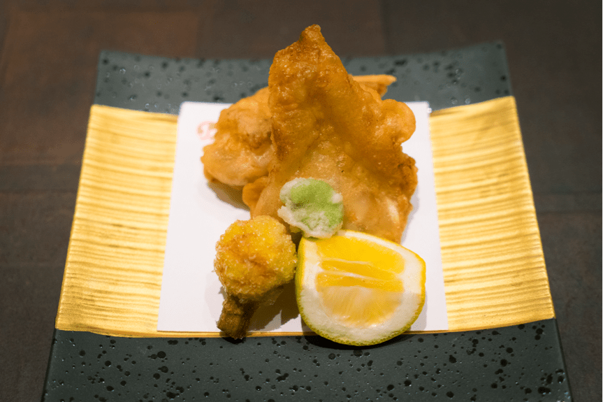 Dancing with fugu dinner at Usuki Fugu Yamadaya, a Michelin 3Star