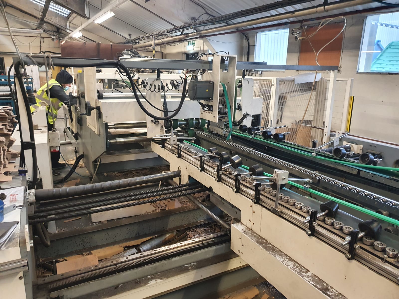 UBM10444 HongJing Straight Line Folder Gluer Used Box Machinery