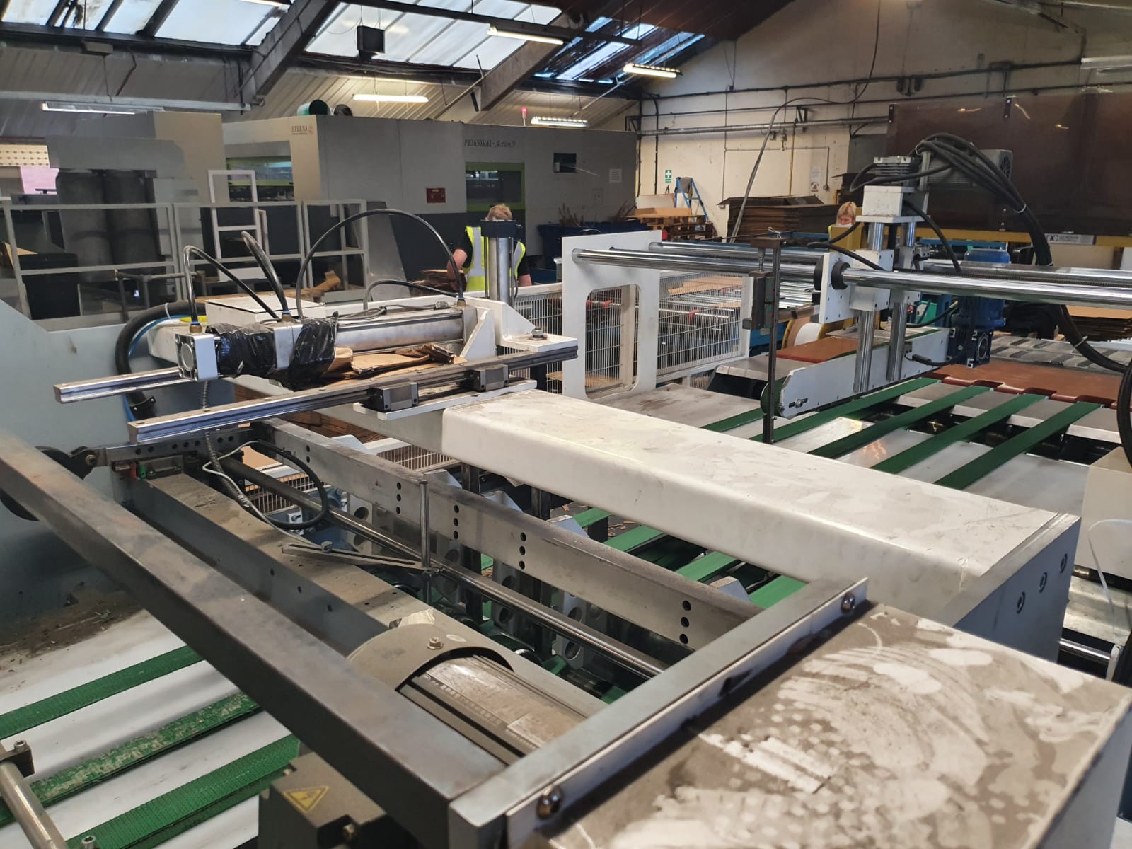 UBM10444 HongJing Straight Line Folder Gluer Used Box Machinery