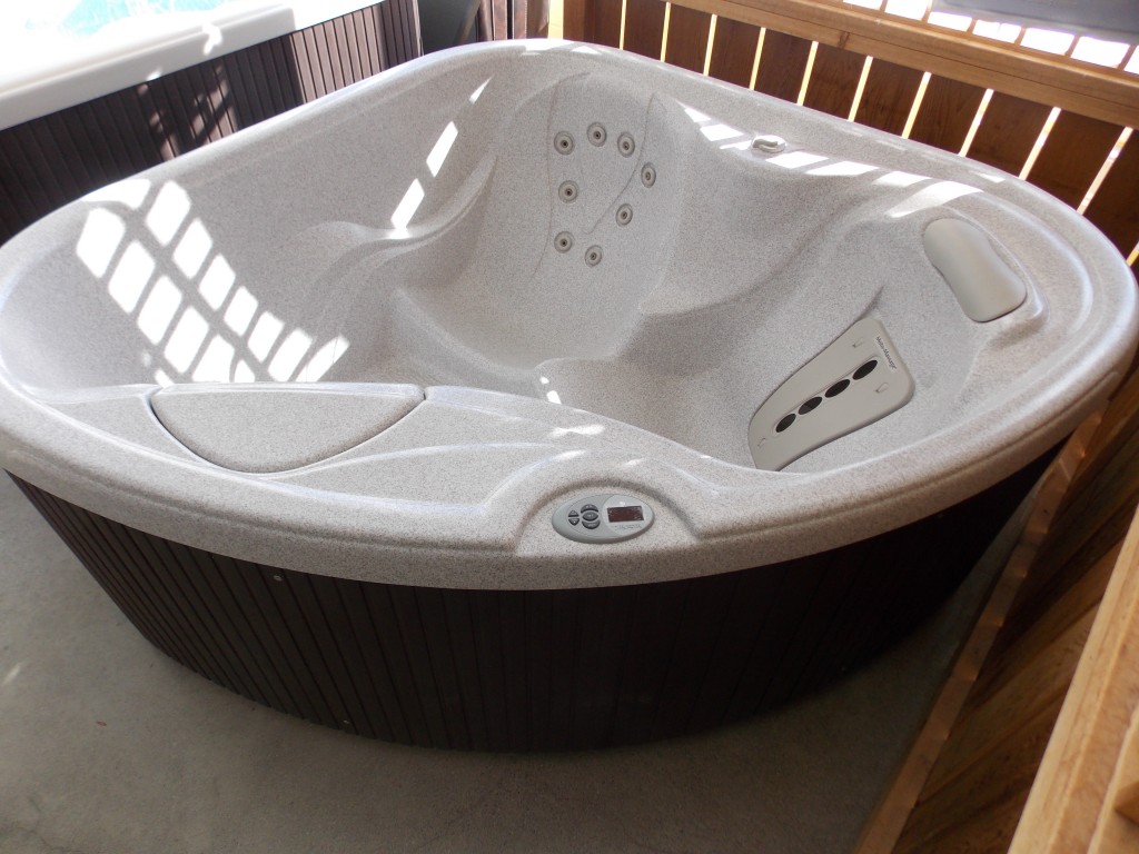 TX 2 Person Plug nplay Hotspring Spas Used Hot tubs Canada