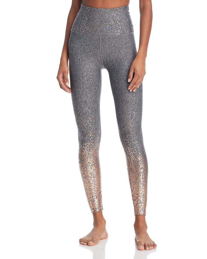 Sparkle at Your Next Workout Session With These Leggings Sparkle at Your Next Workout Session With These Leggings