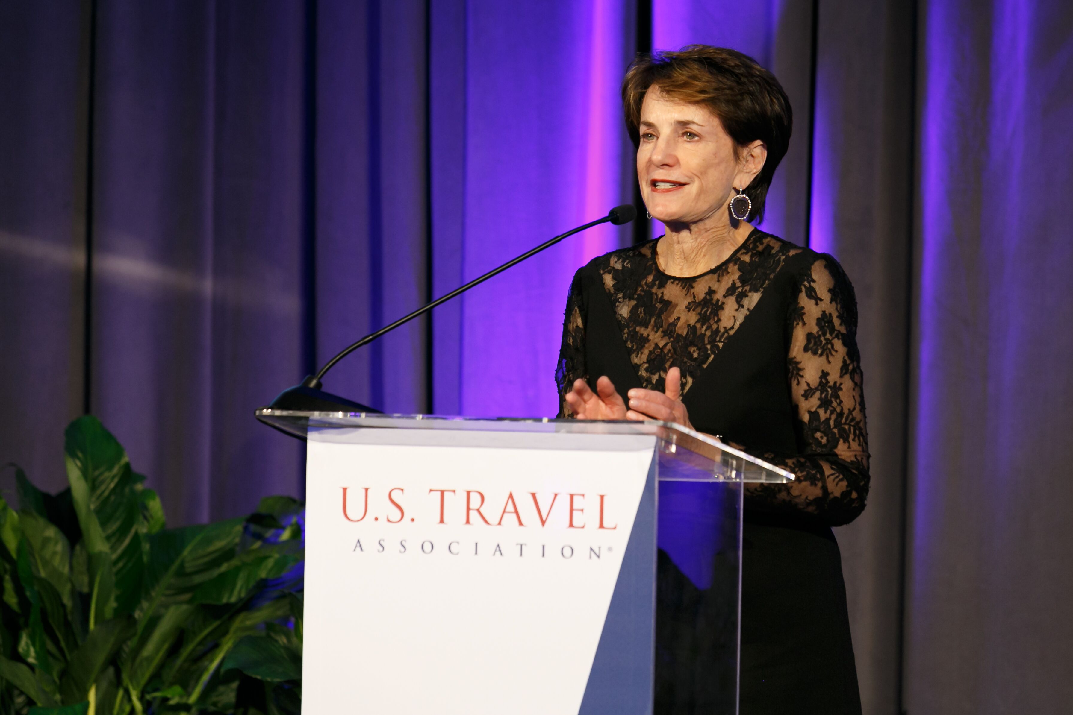 Bob Moore and Nancy Novogrod Inducted into U.S. Travel