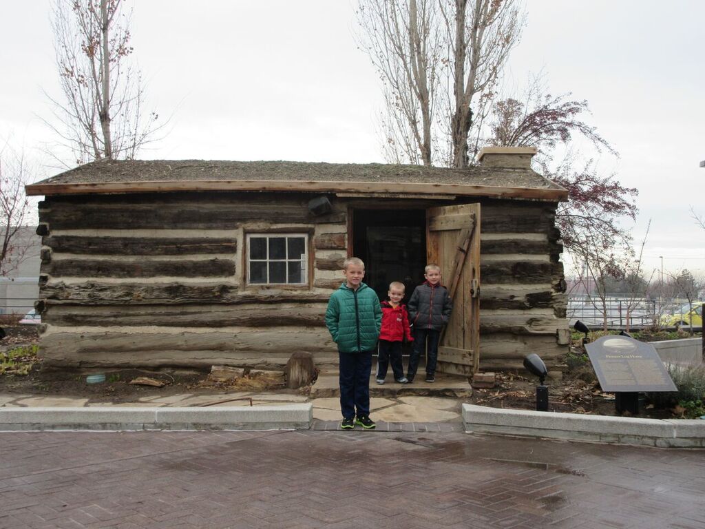 12 FREE Activities to do with Your Family on Temple Square Utah's