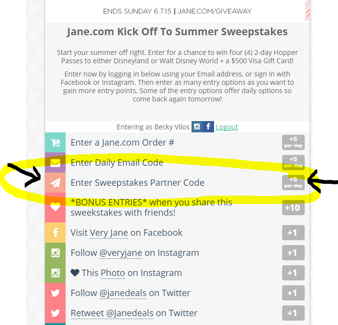 Giveaway 4 Tickets to Disneyland or Disney World + 500! Enter Daily