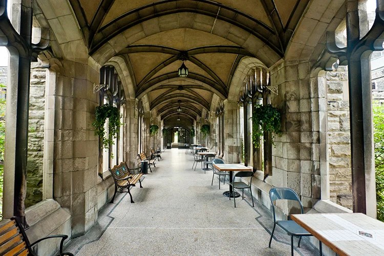 U of T reaches deal to acquire Knox College building on King’s College