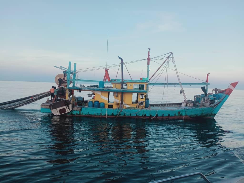 Bot nelayan ditahan tangkap ikan di zon larangan Utusan