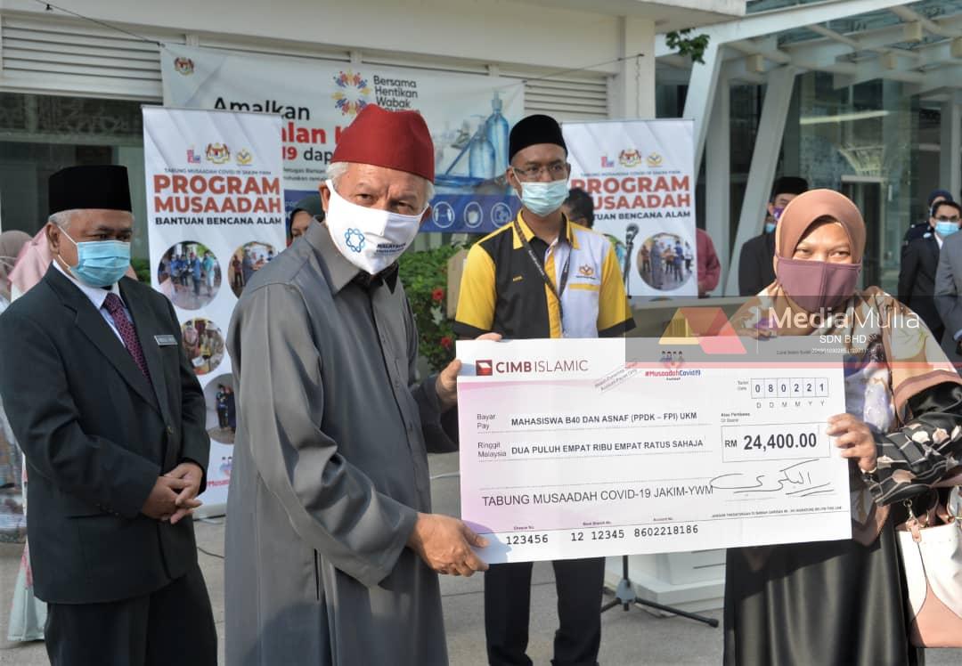 Hampir 50 peratus pelajar UKM terdiri keluarga B40 dibantu