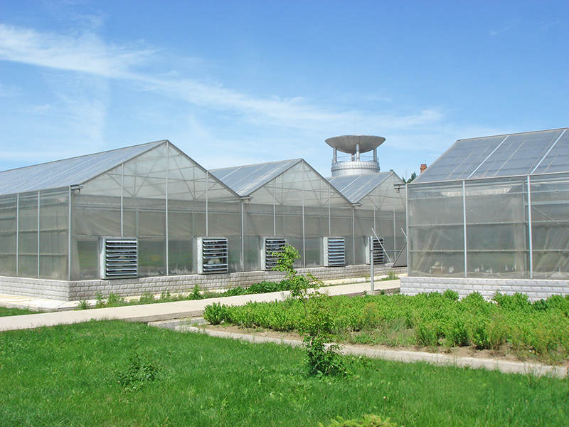 Everything About Twin Wall Polycarbonate 2021 UVPLASTIC