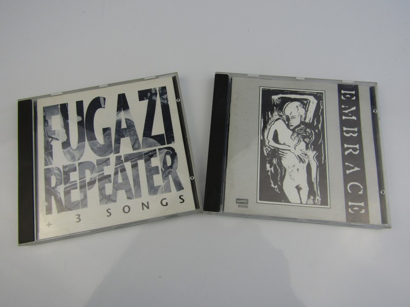 Fugazi Repeater CD + Embrace Debuut CD Kringwinkel