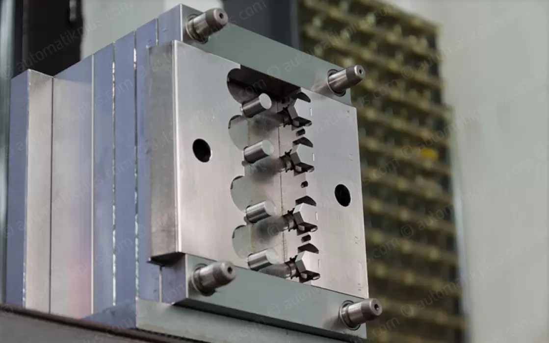 An Overview of Injection Moulding Diagram: Components, Process, and