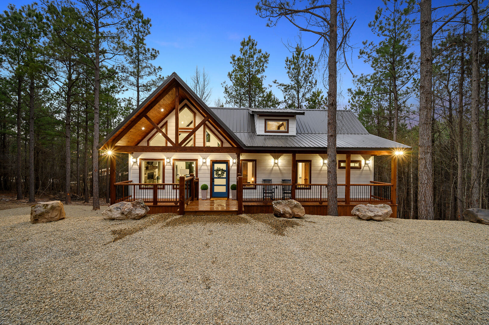 Book Broken Bow Vacation Rentals from Vacana Broken Bow Cabins