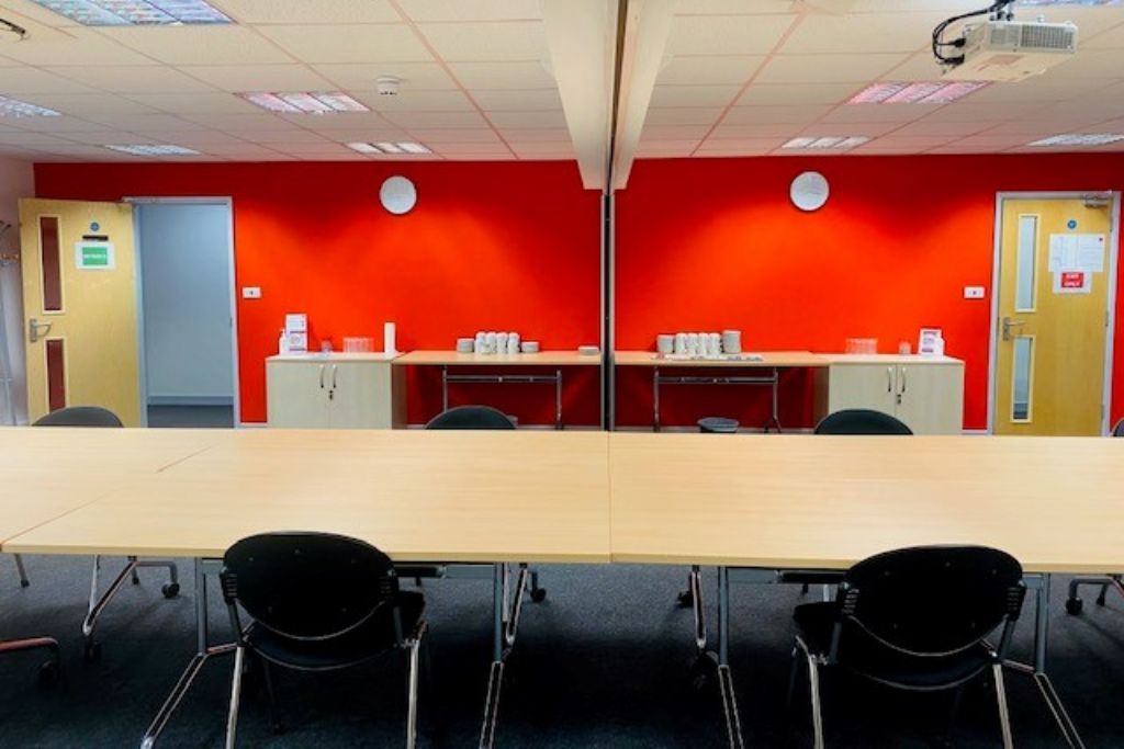 Room 38 & 39, Pinnacle House Business Centre Vacant Units