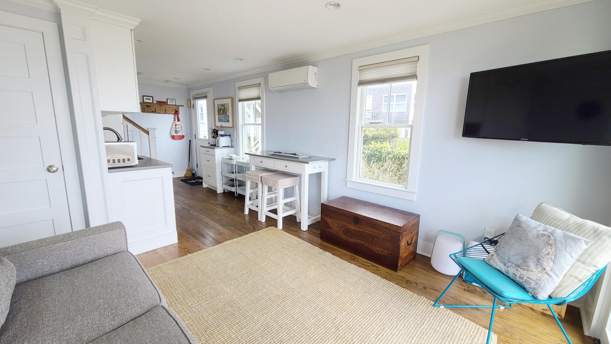 PGLUPtown Harbor Waterfront Provincetown, MA Vacation Cape Cod