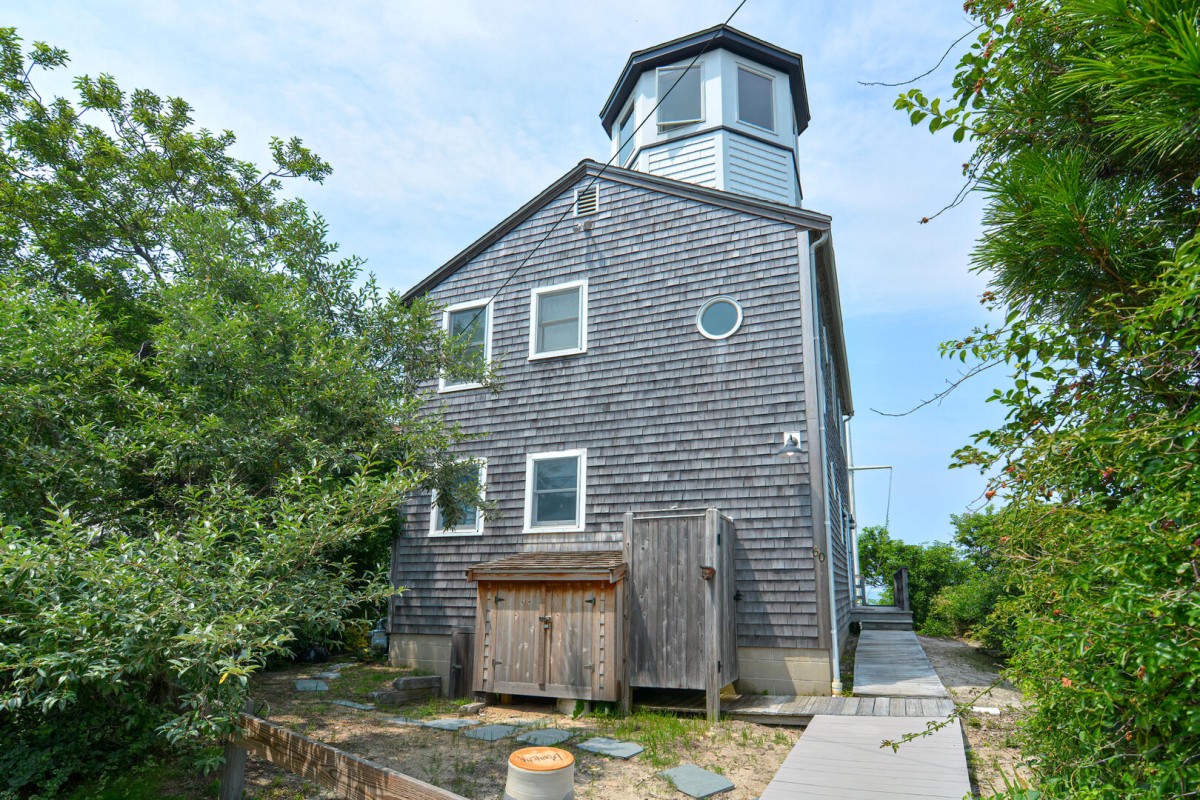 Brewster Dunes Beachfront Lighthouse! Brewster, MA Vacation Cape Cod