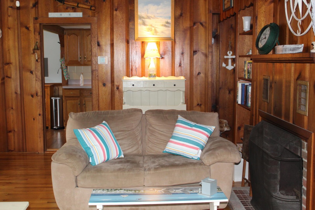 39 Centerville Ave. Centerville, MA Vacation Cape Cod