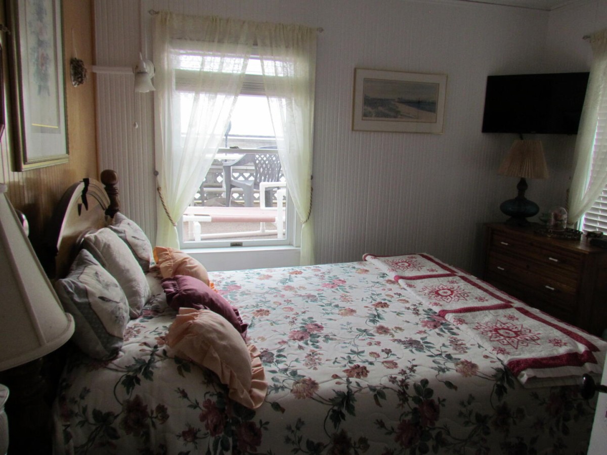 Falmouth Heights Waterfront Falmouth, MA Vacation Cape Cod