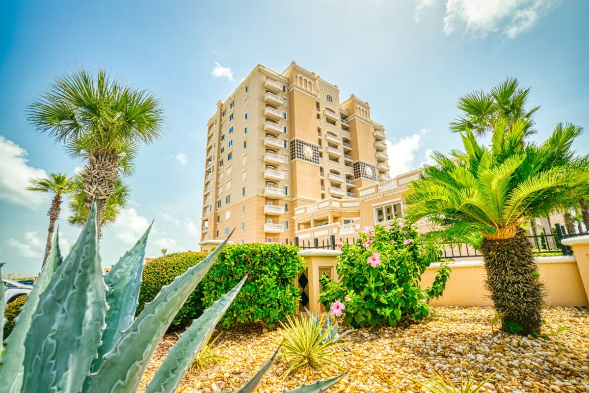 The Dolphin Jacksonville Beach, FL Lancelot's Castles