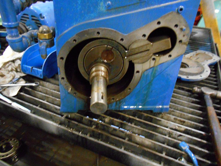 Vacuum Pump Rebuilding Vacuum Processes Inc.