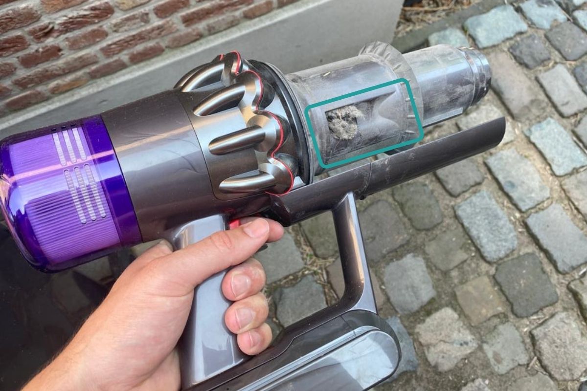 Dyson Vacuum Pulsing (even after filter cleaning) Vacuumtester